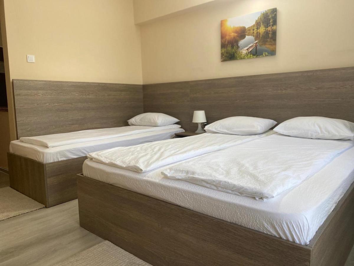 Hotel Breaza Extérieur photo