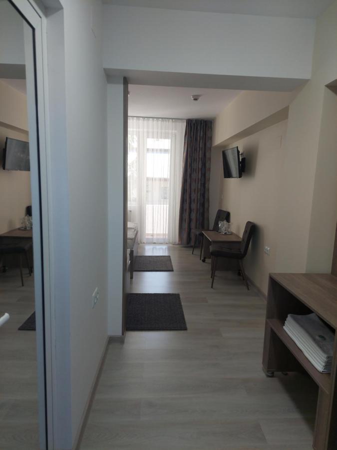 Hotel Breaza Extérieur photo